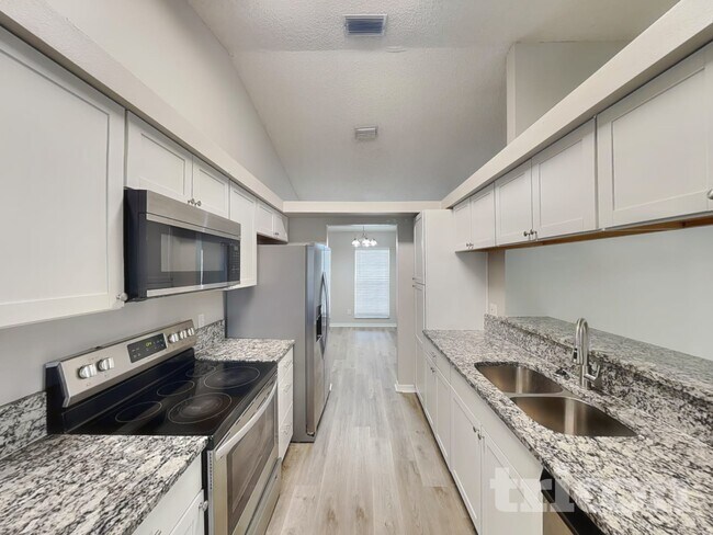 Photo - 4518 Saddle Creek Pl