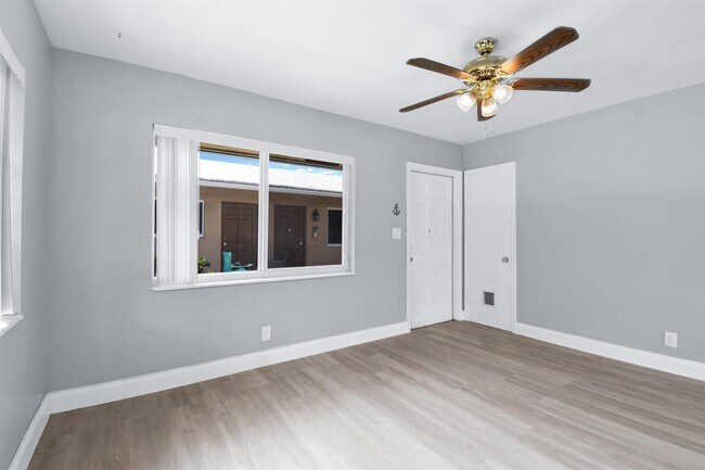 Photo - 4751 NE 21st Ter