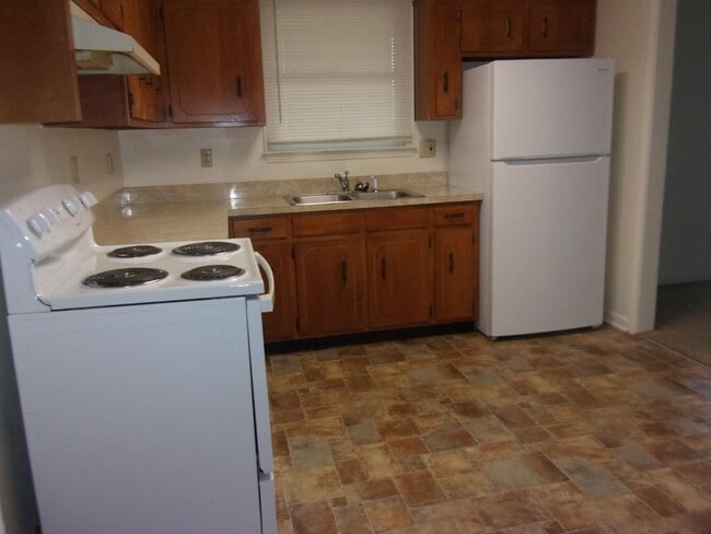 Photo - 704 Leeville Pike