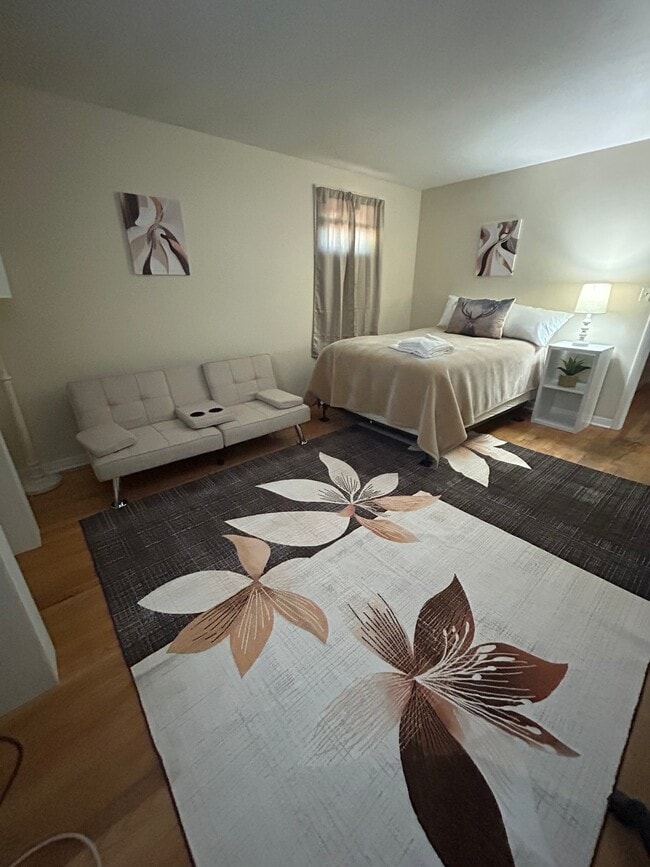 Photo - 107 Robert Dr Unidad Room # 2