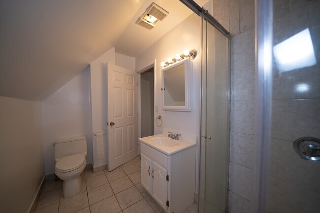 Photo - 40 Brackett St Unidad 2
