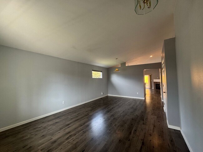 Photo - Beautiful One Story House - 3 bed in Spanaway!