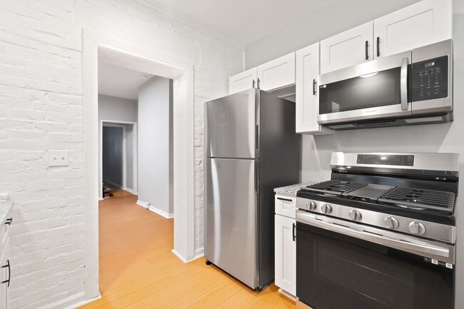 Photo - Renovated 2 Bed, 1.5 Bath Rowhome in Hazelwood - Central AC & Heat, Laundry - Available Now!