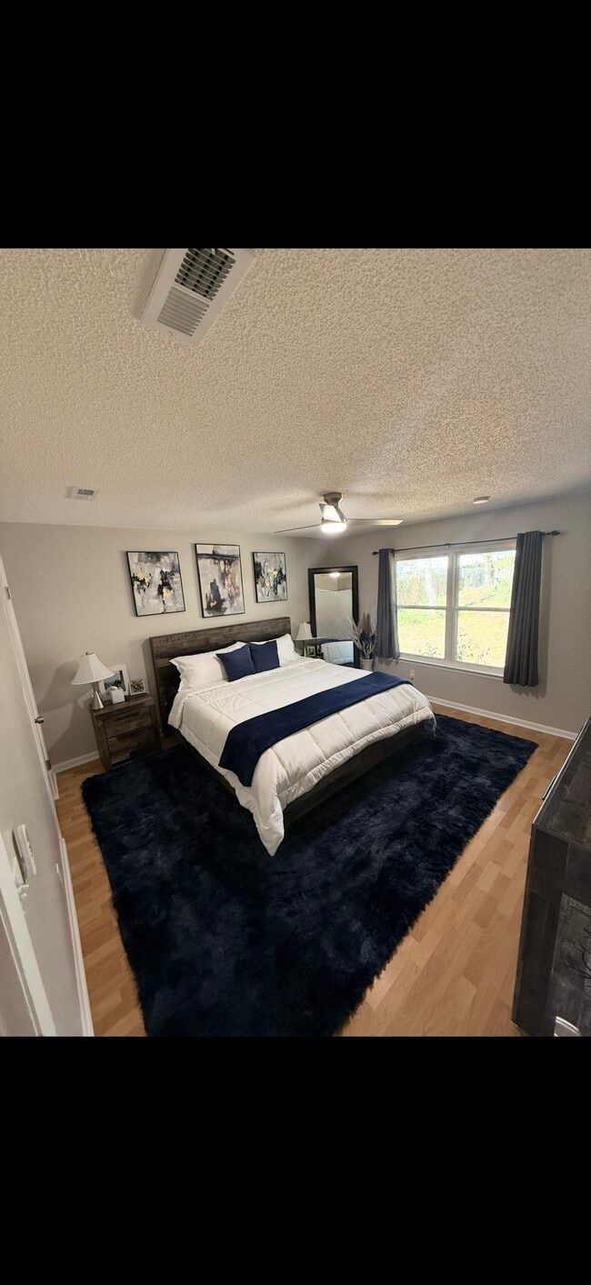 Building Photo - 223 Karen Ct