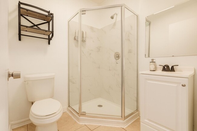 Photo - 3205 E Frierson Ave