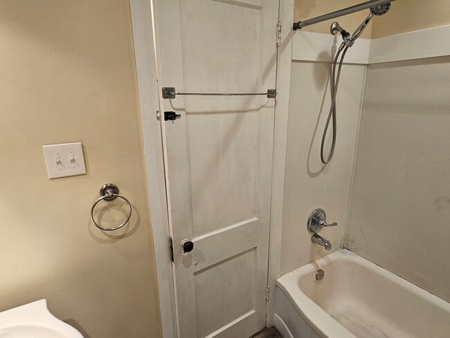 Photo - 511 Fairmount Ave Unit 1