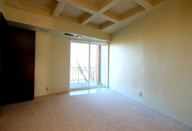 Photo - Dodecagon Plaza