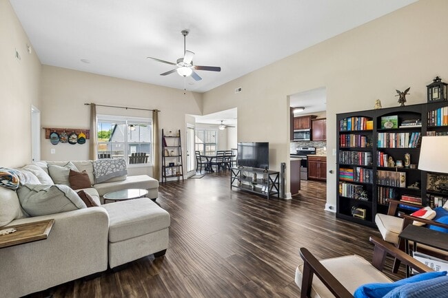 Photo - 1151 Eagles Bluff Dr