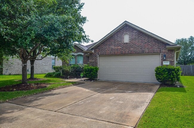Building Photo - 11323 Sandermeyer Dr Rental