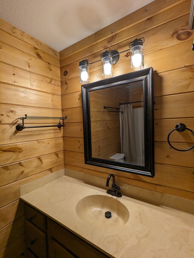 Master bath - 71 Sunny Meadows Blvd