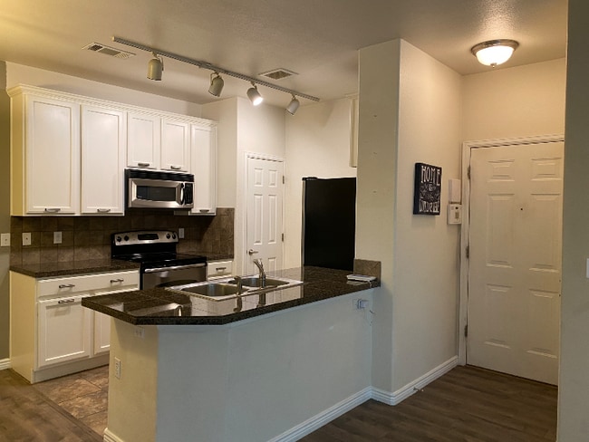 Building Photo - 2672 S Cathay Way Rental