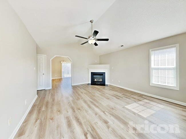 Photo - 5112 Limewood St