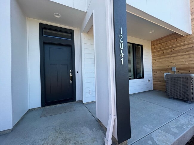 Photo - Beautiful, Newer Townhome!  Walking distance to many amenities.