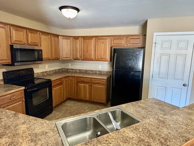 Photo - Feel Right at Home – Spacious 4 Bed / 3 Bath Duplex on Manhattan’s East Side