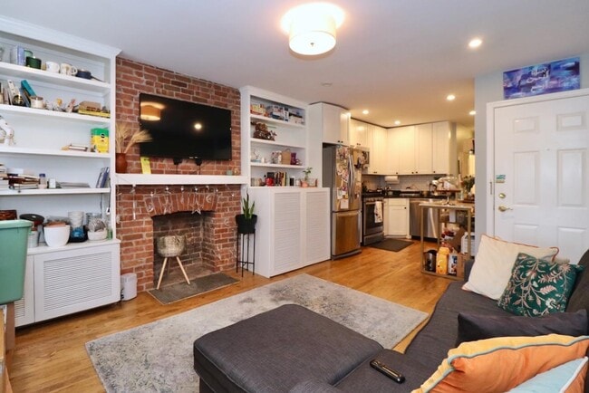 Building Photo - 553 Jersey Ave Unit 4R