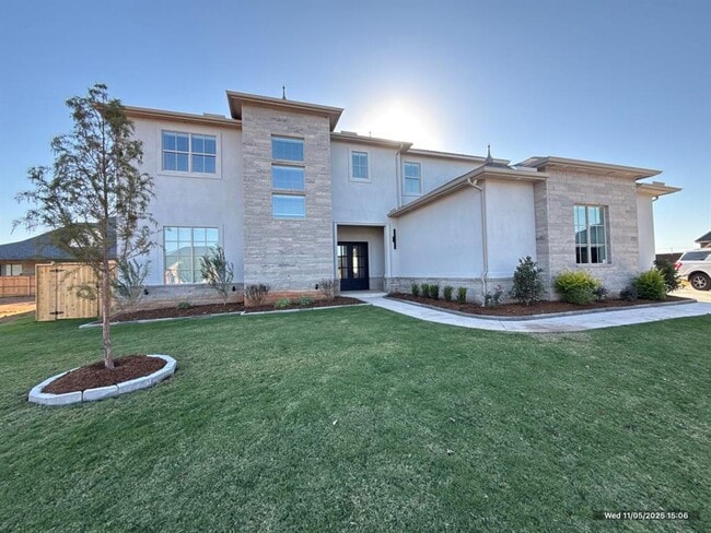 Building Photo - 8340 NW 130th Cir