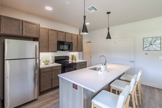 Building Photo - Ovation Apartments