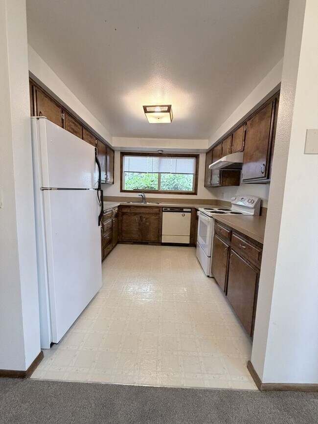 Photo - r1078 Unit 1080