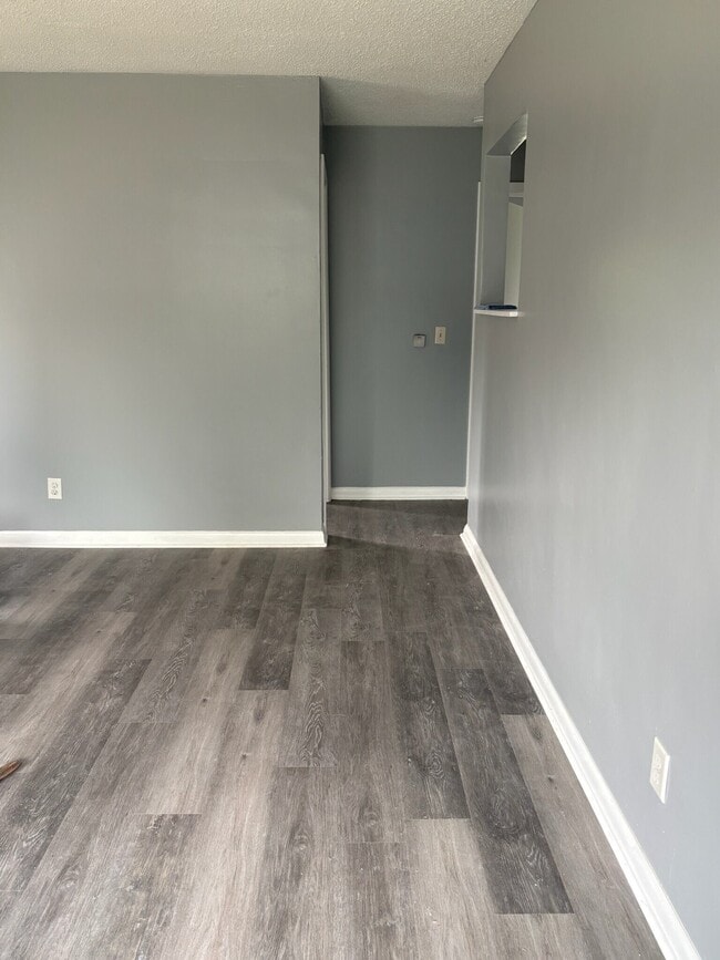 Photo - 2283 Hiawatha Park Dr