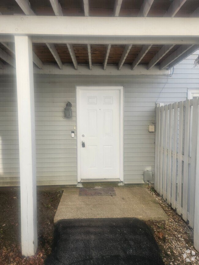 Building Photo - 2 bd 1 ba townhome Crest Hill totally redone!