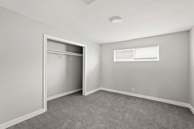Photo - 7815 Glass St