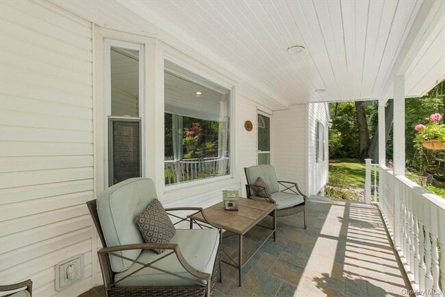 13 Split Rock Rd
