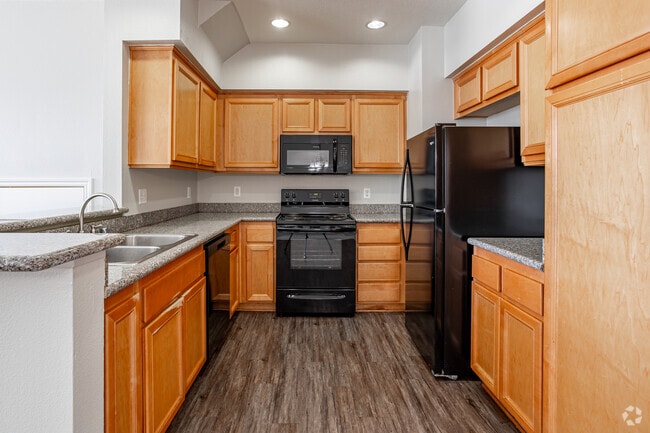 3BR, 2.5BA - 1265SF