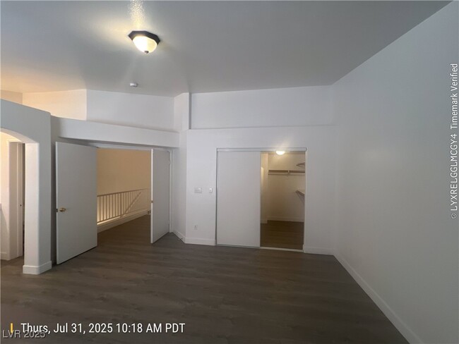 Building Photo - 1301 Dusty Creek St Rental