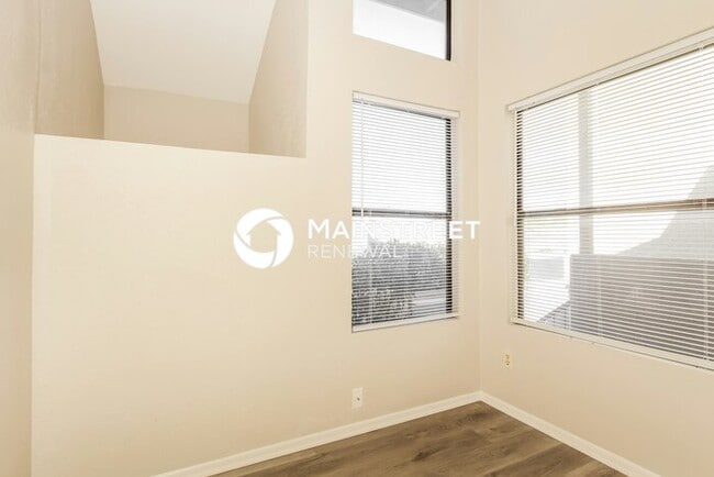 3 Bedroom Pet-Friendly Home in Peoria, AZ with Main Street Renewal
