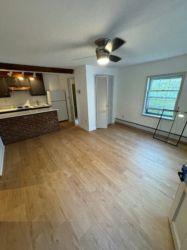 Photo - 3808 Old Crompond Rd Apartment