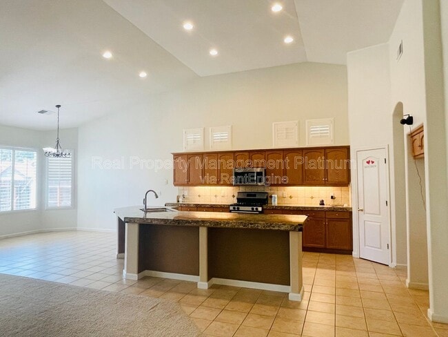 Photo - 2450 Magill Ave