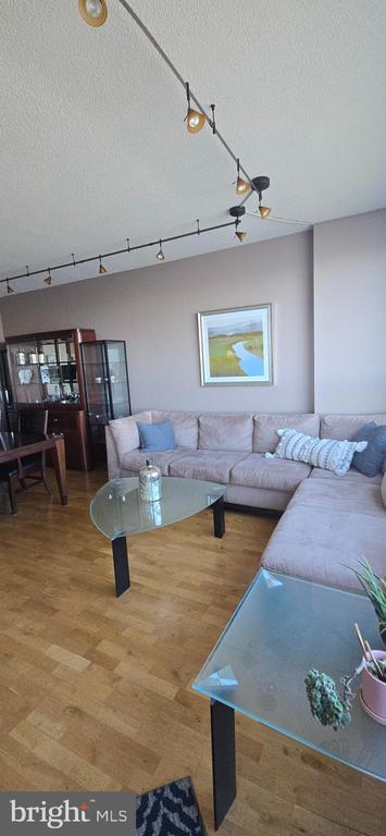 Photo - 717 S Christopher Columbus Blvd Unit 1505