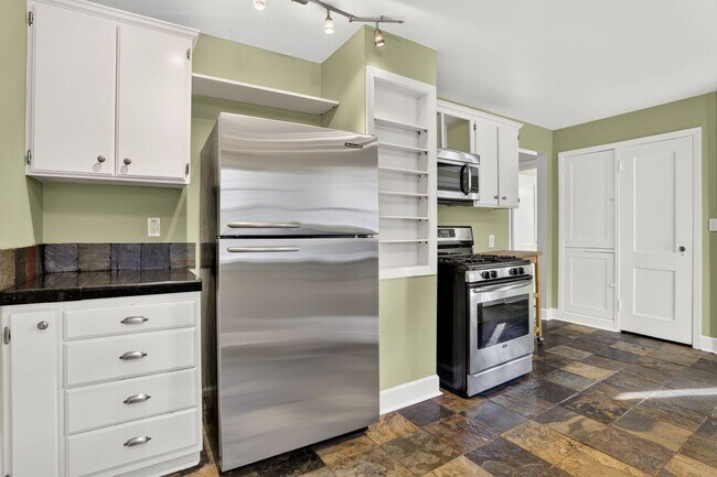 Photo - 3434 NE 18th Ave