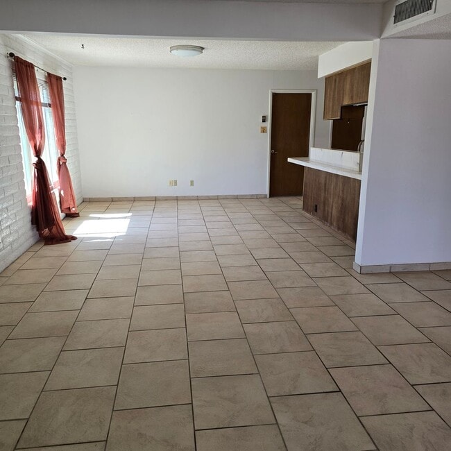 Photo - Sunsites/Pearce Southwest Style Home