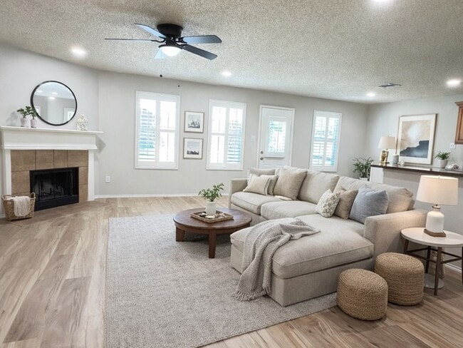 Photo - 9620 George Washington Dr