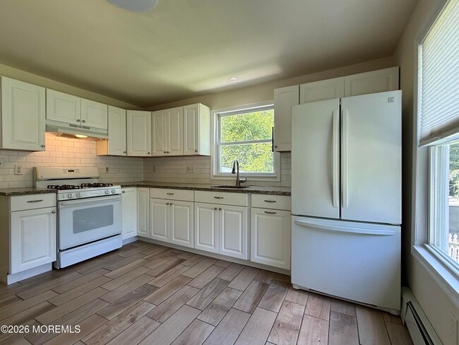 Photo - 236 W Farms Rd
