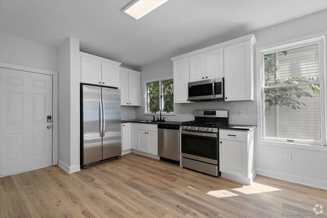 Building Photo - 17 Willard St Unit FL 1 Rental