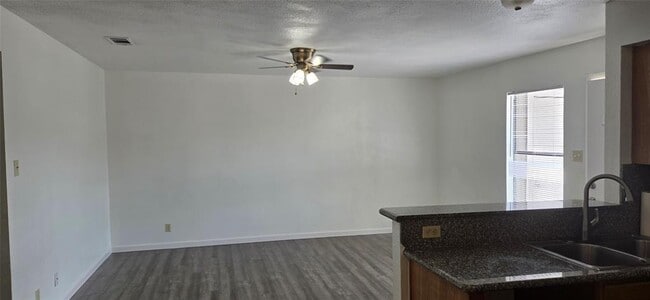 5504 Rose Hill Cir