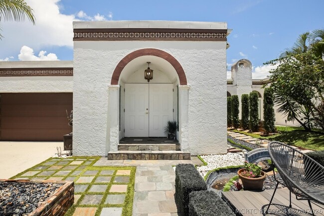 Photo - 6590 Fountains Cir
