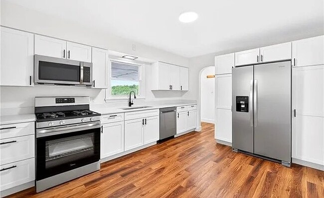 Photo - 2086 River Hill Rd