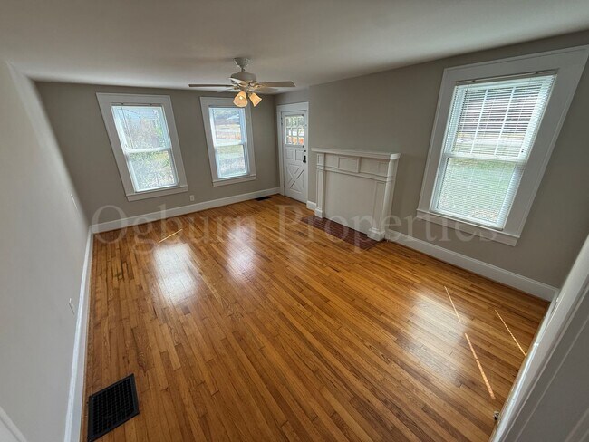 Photo - 649 Linville Rd