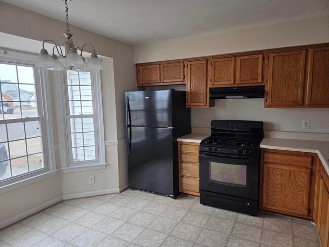 Photo - 1615 Mantane Arch