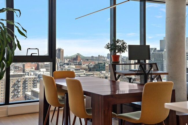 Photo - 1 Blvd. De Maisonneuve Ouest Unit 1918