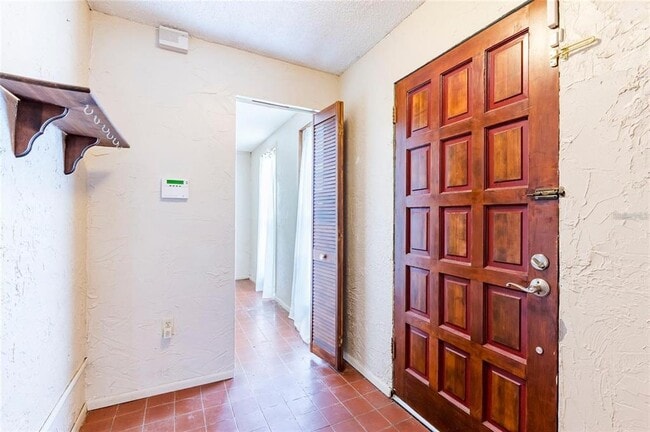 Photo - 2640 Albion St