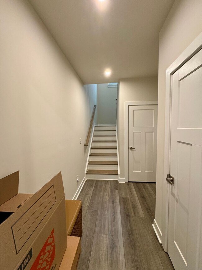 Beautiful, 3BR/3BA, Ranch with Bonus Room Rental House Rental in