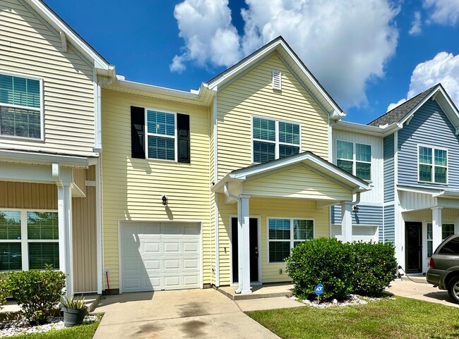 Photo - 3 Bed 2 Bath Townhome Located in Cokers Co...