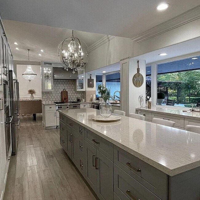 Photo - 8801 SW 124th St