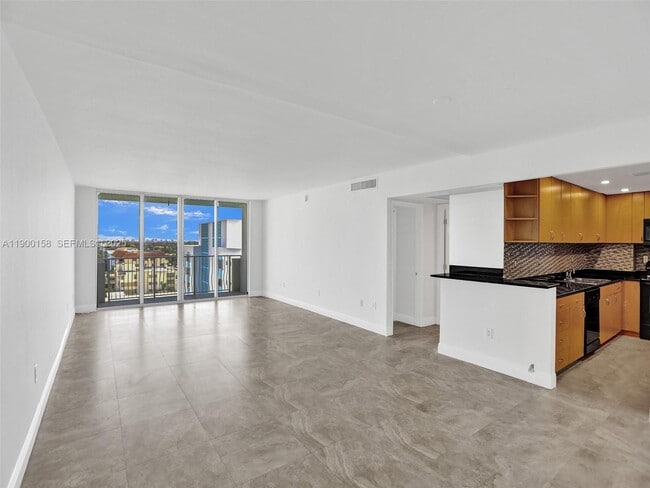 Photo - 10350 W Bay Harbor Dr Unit PHN