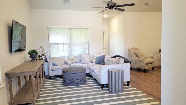 Photo - 7207 22nd Pl