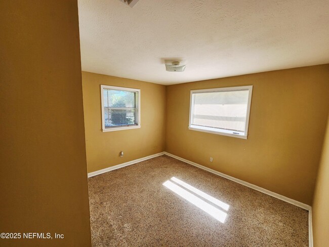 Photo - 6067 Longchamp Dr